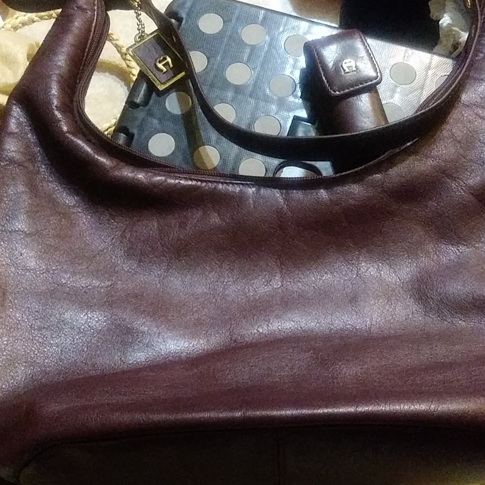 Burgundy Shoulder Bag With Lip Stick Holder